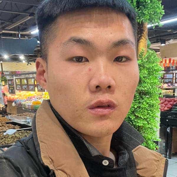 28岁岁河南单身帅哥 - 平凉吉缘网