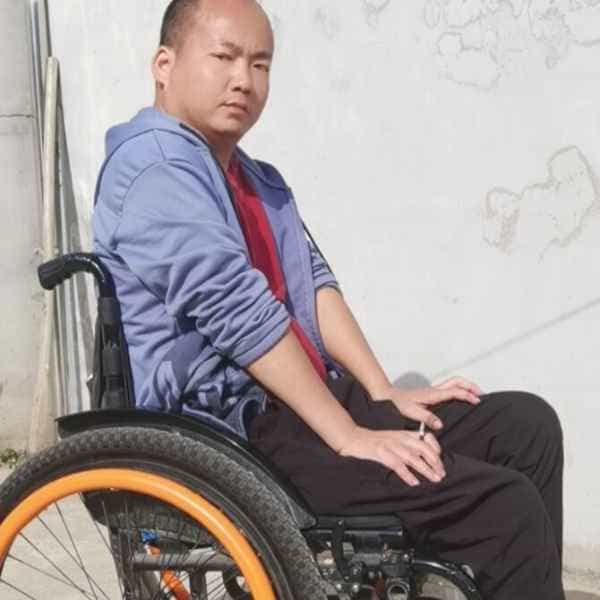 37岁岁陕西单身帅哥 - 平凉吉缘网