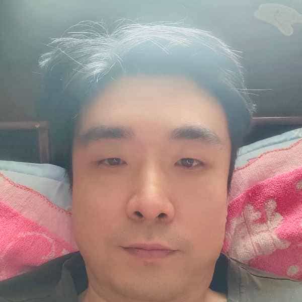 43岁岁河南单身帅哥 - 平凉吉缘网