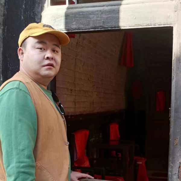 35岁岁陕西单身帅哥 - 平凉吉缘网