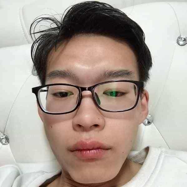 23岁岁河南单身帅哥 - 平凉吉缘网