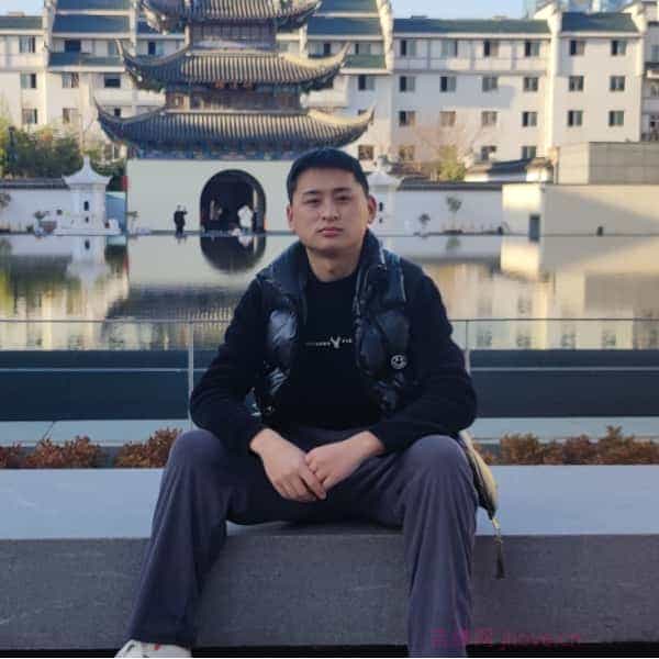 31岁岁湖北单身帅哥 - 平凉吉缘网